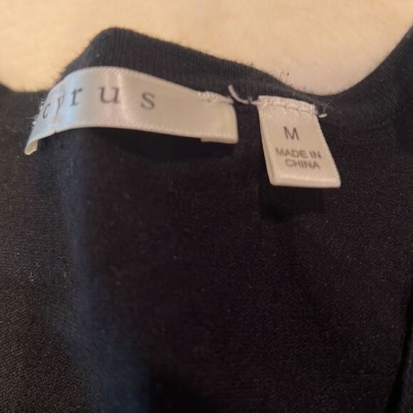 Cyrus 1/2 Sleeve Blouse Size Medium - Picture 6 of 7